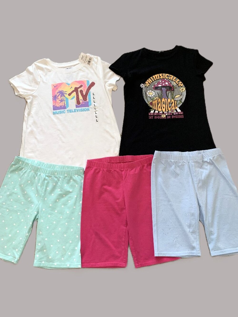 4 Piece Girls Short Leggings Graphic Tees Thereabouts/MTV Short Sleeves Size 14